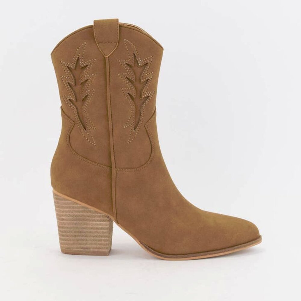 COWBOY CUTOUT BOOT